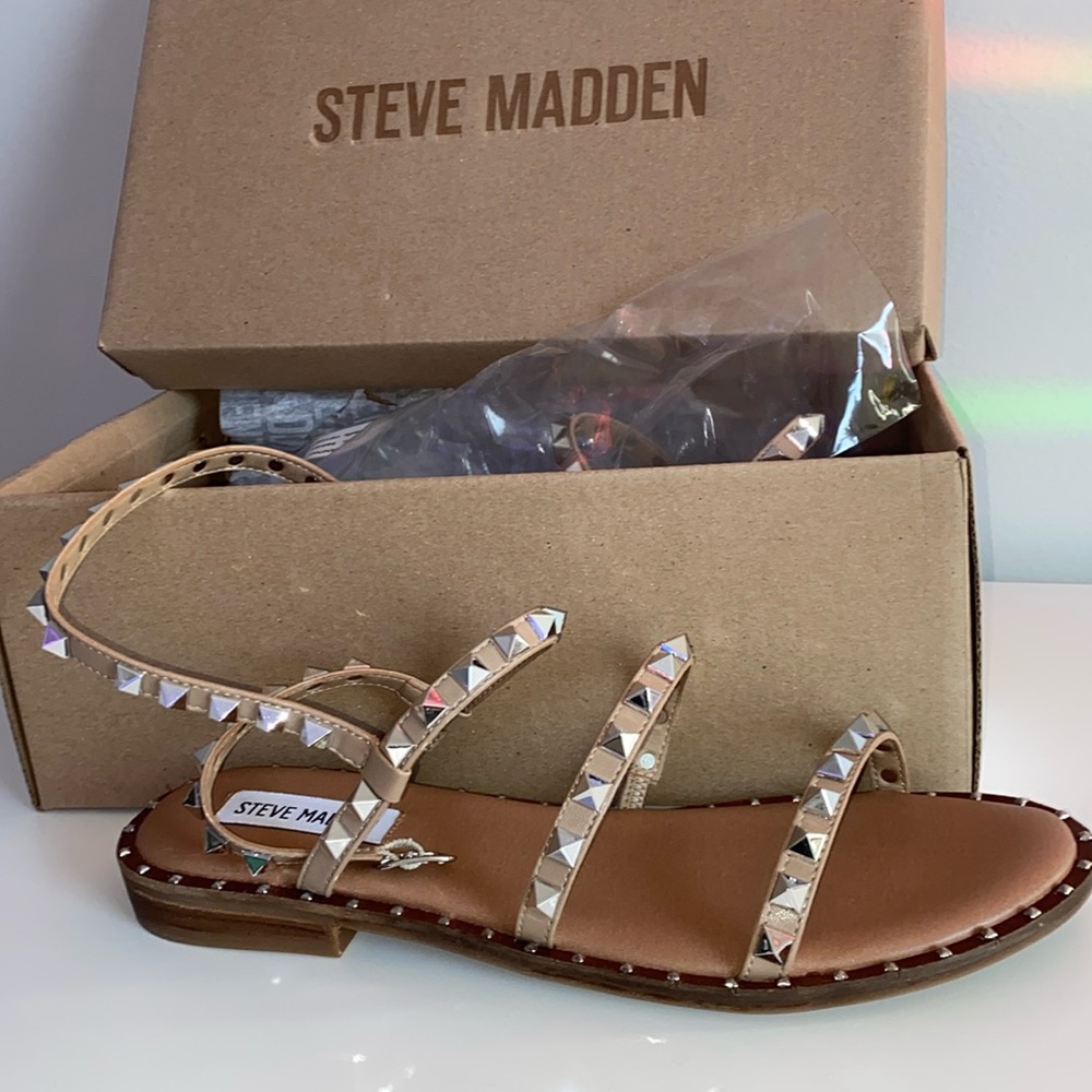 Steve Madden Travel Sandal